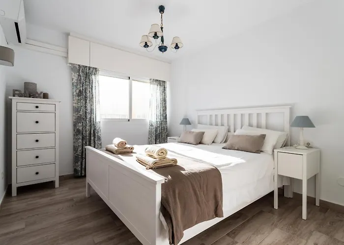 Sur Perla 6-4 Апартаменти Фуенхірола