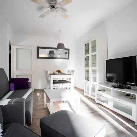 Sur Perla 6-4 Apartment